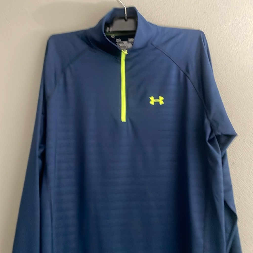 Under Armour light weight pullover